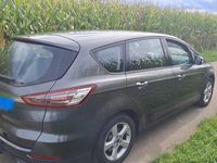 Gebraucht Ford S-MAX Business Edition 190 PS (139 kW) 2016 Grau Van / Kleinbus