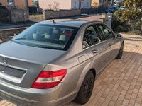 Gebraucht Mercedes C180 Elegance 156 PS (114 kW) 2010 Grau Limousine