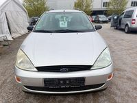 Usata Ford Focus 101 CV (74 kW) 2001 Argento Berlina