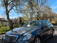 Gebraucht Mercedes E220 170 PS (125 kW) 2009 Grau Limousine