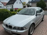 Gebraucht BMW 520 136 PS (100 kW) 2001 Silber Limousine