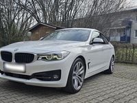 Usado BMW 330 258 HP (189 kW) 2017 Branco Sedan