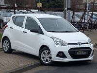 Gebraucht Hyundai i10 Basis 69 PS (50 kW) 2014 Weiß Kleinwagen
