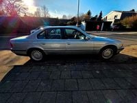 Gebraucht BMW 728 193 PS (141 kW) 1996 Silber Limousine