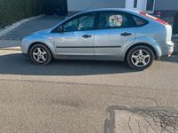 Gebraucht Ford Focus 101 PS (74 kW) 2005 Blau Limousine