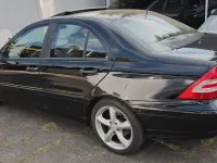 Gebraucht Mercedes C180 143 PS (105 kW) 2004 Schwarz Limousine