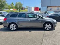 Gebraucht Opel Astra Design Edition 101 PS (74 kW) 2011 Grau Kombi
