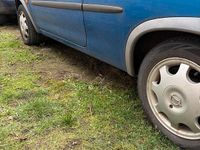 Gebraucht Opel Corsa 54 PS (39 kW) 1998 Blau Kleinwagen