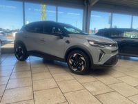 Neu Renault Captur Techno 158 PS (116 kW) 2025 Rafalgrau metallic, black pea SUV