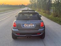 Usado Mini Cooper S 174 HP (127 kW) 2009 Cinzento Citadino