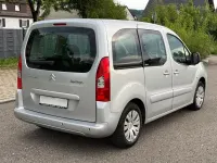 Gebraucht Citroën Berlingo 109 PS (80 kW) 2009 Silber Van / Kleinbus