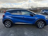 Gebraucht Renault Captur Intens 158 PS (116 kW) 2020 Blau SUV