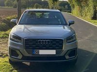 Gebraucht Audi Q2 Sport 150 PS (110 kW) 2018 Silber SUV