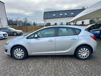 Gebraucht Opel Astra 140 PS (102 kW) 2012 Grau Kleinwagen