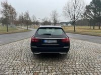 Gebraucht Mercedes C220 194 PS (142 kW) 2019 Schwarz Kombi
