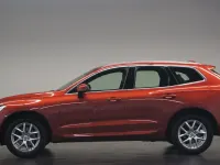Gebraucht Volvo XC60 Momentum 190 PS (139 kW) 2020 Rot SUV