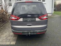 Gebraucht Ford Galaxy Trend 163 PS (119 kW) 2014 Grau Van / Kleinbus