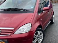 Gebraucht Mercedes A160 Elegance 102 PS (75 kW) 2000 Rot Van / Kleinbus