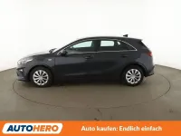 Usado Kia Ceed Vision 140 CV (102 kW) 2021 Gris Utilitario