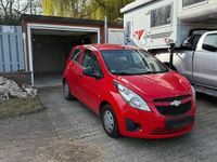 Second-hand Chevrolet Spark 68 CP (50 kW) 2011 Roșu Hatchback