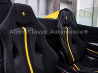 Gebraucht Ferrari 488 719 PS (528 kW) 2021 Giallo modena ds Cabrio