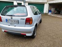 Gebraucht VW Polo 60 PS (44 kW) 1997 Silber Limousine