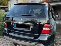 Gebraucht Mercedes ML320 224 PS (164 kW) 2007 Schwarz SUV