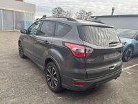 Gebraucht Ford Kuga ST-Line 179 PS (131 kW) 2019 Magneticgrau (metallic) SUV