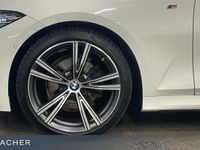 Gebraucht BMW 320 M Sport 190 PS (139 kW) 2023 Weiß Limousine