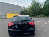 Używany Audi A3 Ambiente 125 KM (91 kW) 2010 Czarny Hatchback
