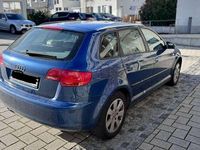 Gebraucht Audi A3 Ambiente 140 PS (102 kW) 2004 Blau Kleinwagen