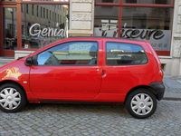 Używany Renault Twingo 58 KM (42 kW) 2003 Czerwony Hatchback