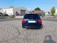 Gebraucht BMW 318 Performance 143 PS (105 kW) 2012 Blau Limousine