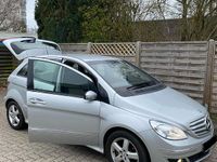 Gebraucht Mercedes B170 116 PS (85 kW) 2006 Silber Van / Kleinbus