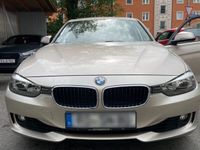 gebraucht BMW 320 i F30 Leder