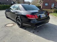 Gebraucht Mercedes E300 231 PS (169 kW) 2014 Schwarz Limousine