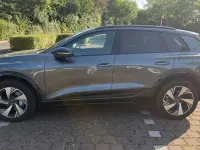 Gebraucht Audi Q6 e-tron Business 225 kW (306 PS) 2026 Grau SUV