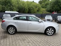 Usado Opel Insignia Edition 131 HP (96 kW) 2008 Prateado Sedan