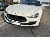 Gebraucht Maserati Ghibli 330 PS (242 kW) 2021 Weiß Limousine