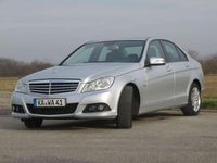 Gebraucht Mercedes C180 156 PS (114 kW) 2011 Silber Limousine
