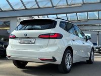 Gebraucht BMW 218 Active Tourer 136 PS (100 kW) 2024 Weiß Van / Kleinbus