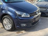 Gebraucht VW Touran Cup 105 PS (77 kW) 2015 Blau Van / Kleinbus