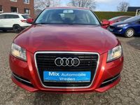 Gebraucht Audi A3 Attraction 105 PS (77 kW) 2012 Rot Limousine