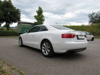 Second-hand Audi A5 Sport 179 CP (131 kW) 2009 Alb Coupe
