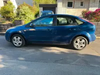 Gebraucht Ford Focus 101 PS (74 kW) 2007 Blau Kleinwagen
