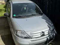Usado Citroën C3 Exclusive 68 CV (50 kW) 2008 Plateado Berlina
