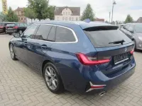 Gebraucht BMW 320 Luxury Line 190 PS (139 kW) 2021 Blau Kombi