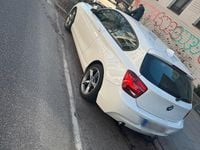 Gebraucht BMW 116 Sport Line 136 PS (100 kW) 2014 Weiß Kleinwagen