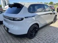 Neu Leapmotor B10 160 kW (218 PS) 2026 Tundra grey SUV