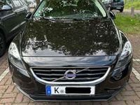 gebraucht Volvo V40 T3 Momentum